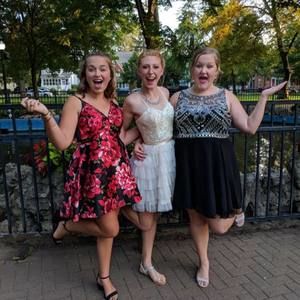 Meet your Posher, Sara